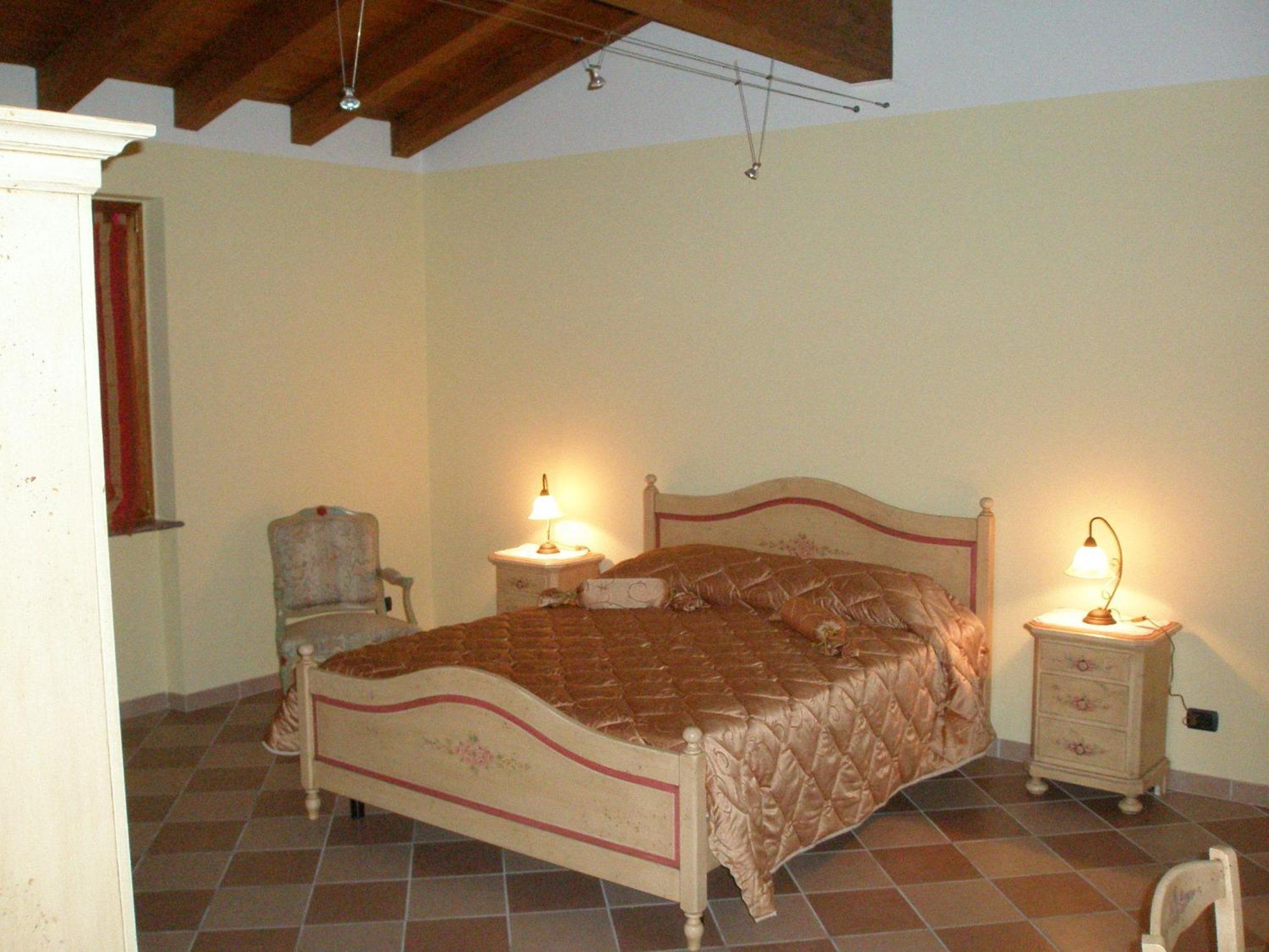 Bed And Breakfast Il Faggio Povegliano Veronese Exterior photo